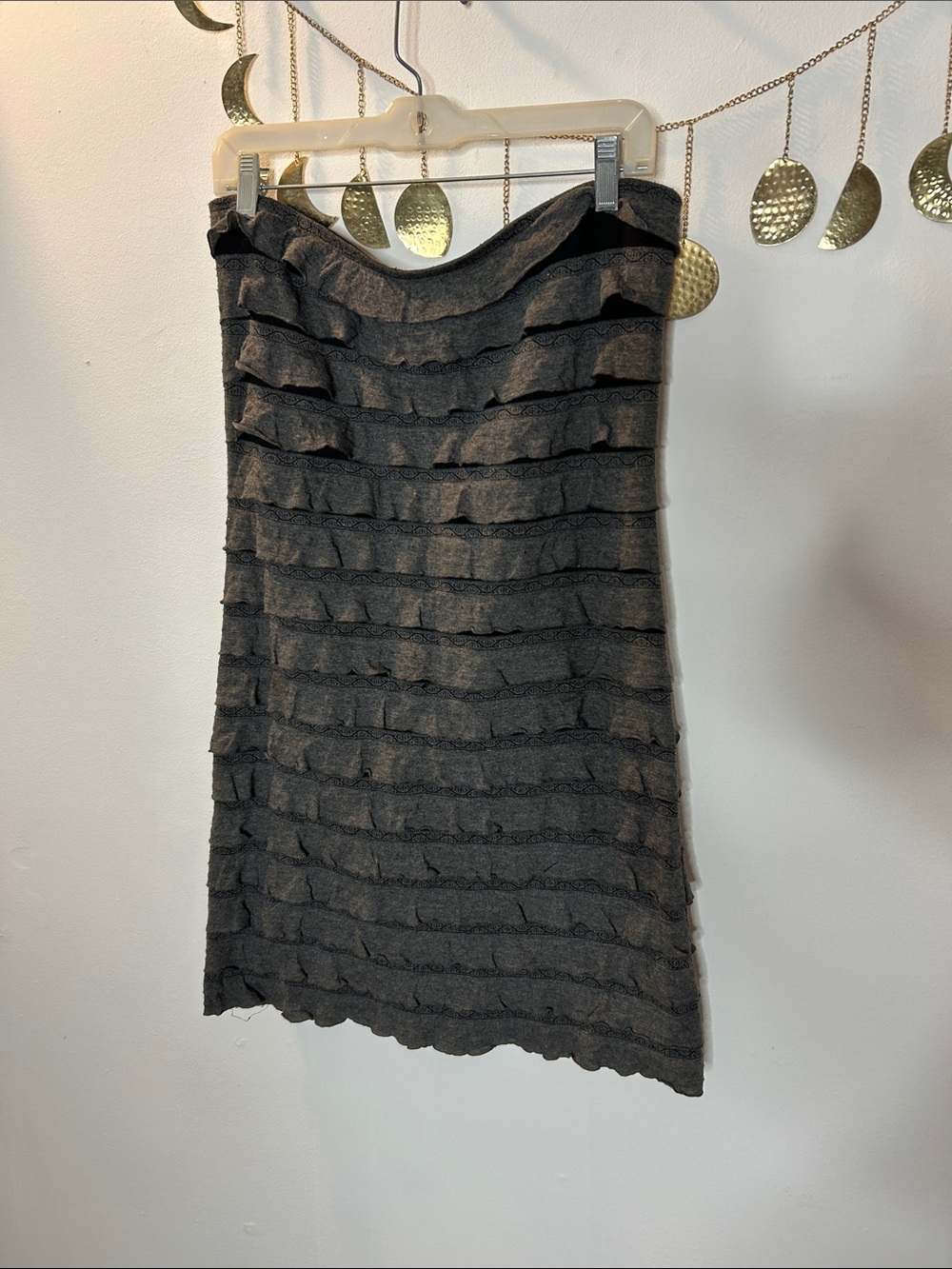 Textured Ruffle Skirt in Charcoal Gray L